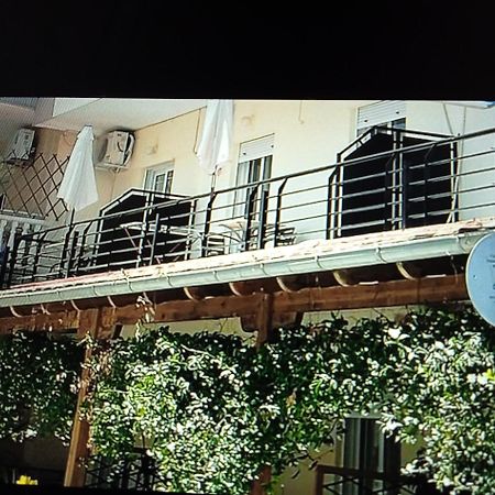 Frini Apartments And Studios Paralía Екстериор снимка