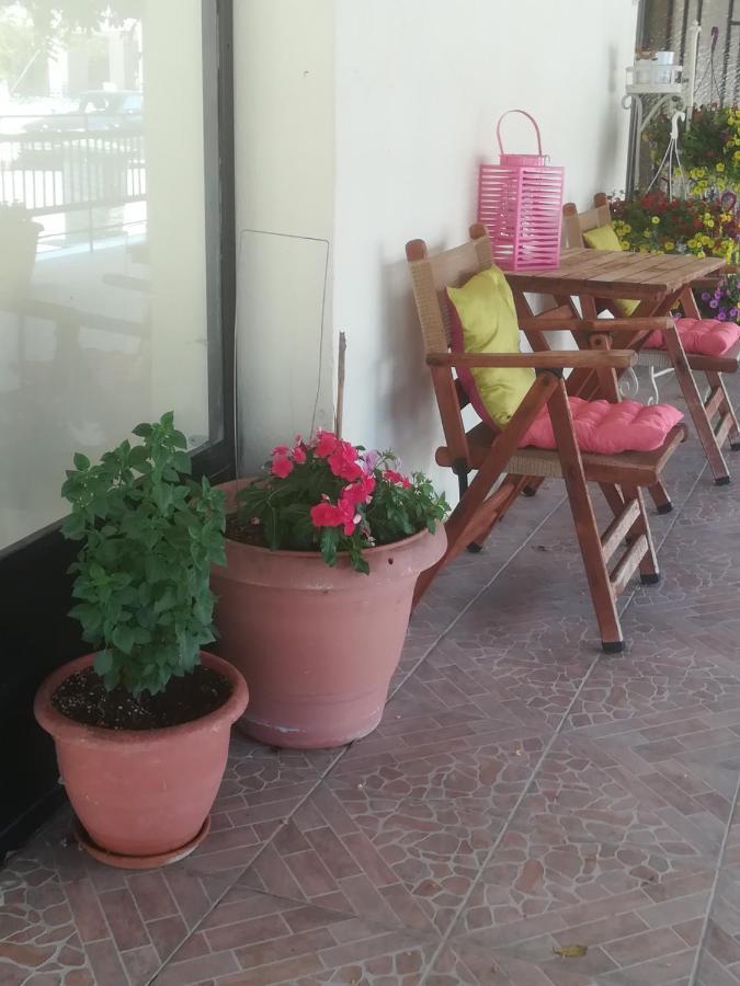 Frini Apartments And Studios Paralía Екстериор снимка